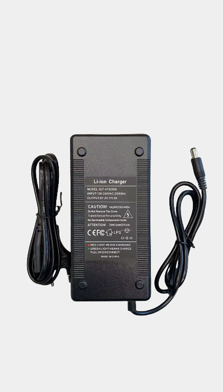 Carica batteria 67.2V 2A DC5525 Compatibile per Monopattino Elettrico KuKirin G4 e altri
